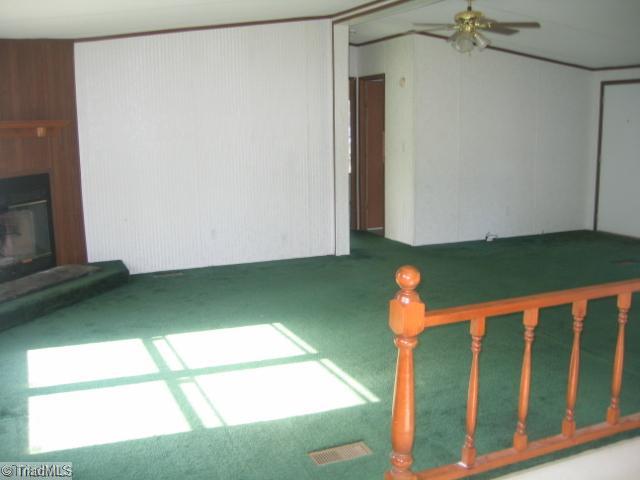 363 Setliff Road Reidsville, NC 27320 - Photo 4 of 16 Living Room.