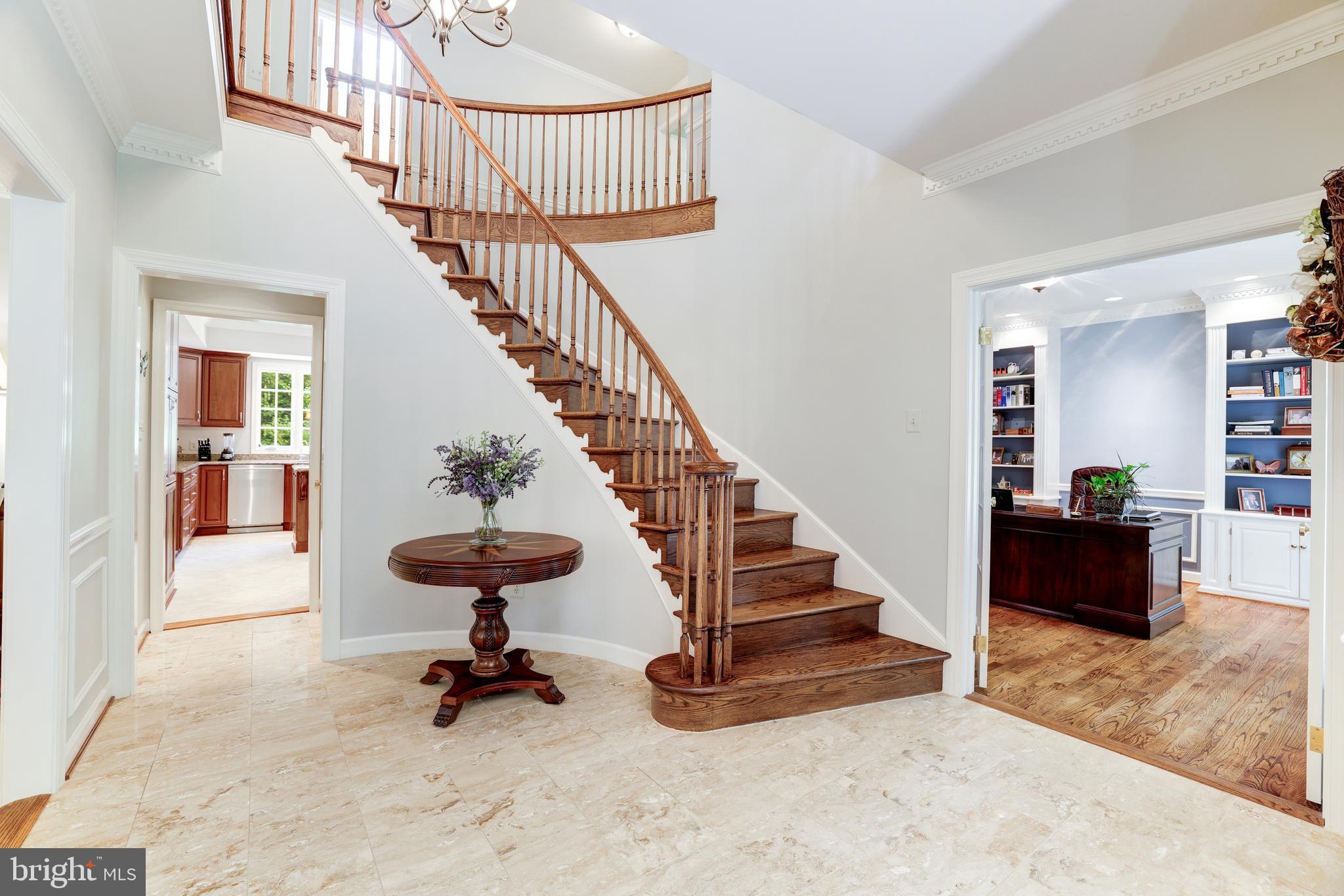 5501 West Ridge View Drive Fairfax, VA 22030 - Photo 10 of 83