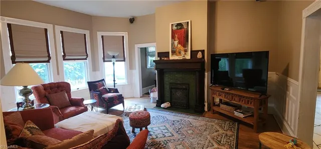 $3,000 | 640 North Spring Street, Winston-Salem, NC 27101