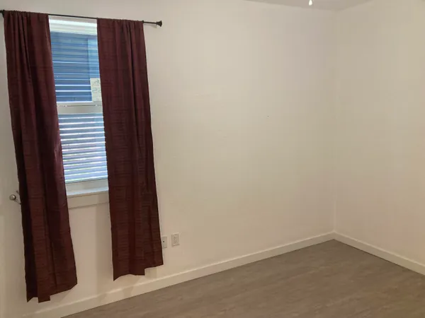 $1,400 | 90184 Overseas Highway, Unit 1, Tavernier, FL 33070