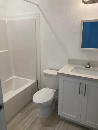 $1,400 | 90184 Overseas Highway, Unit 1, Tavernier, FL 33070