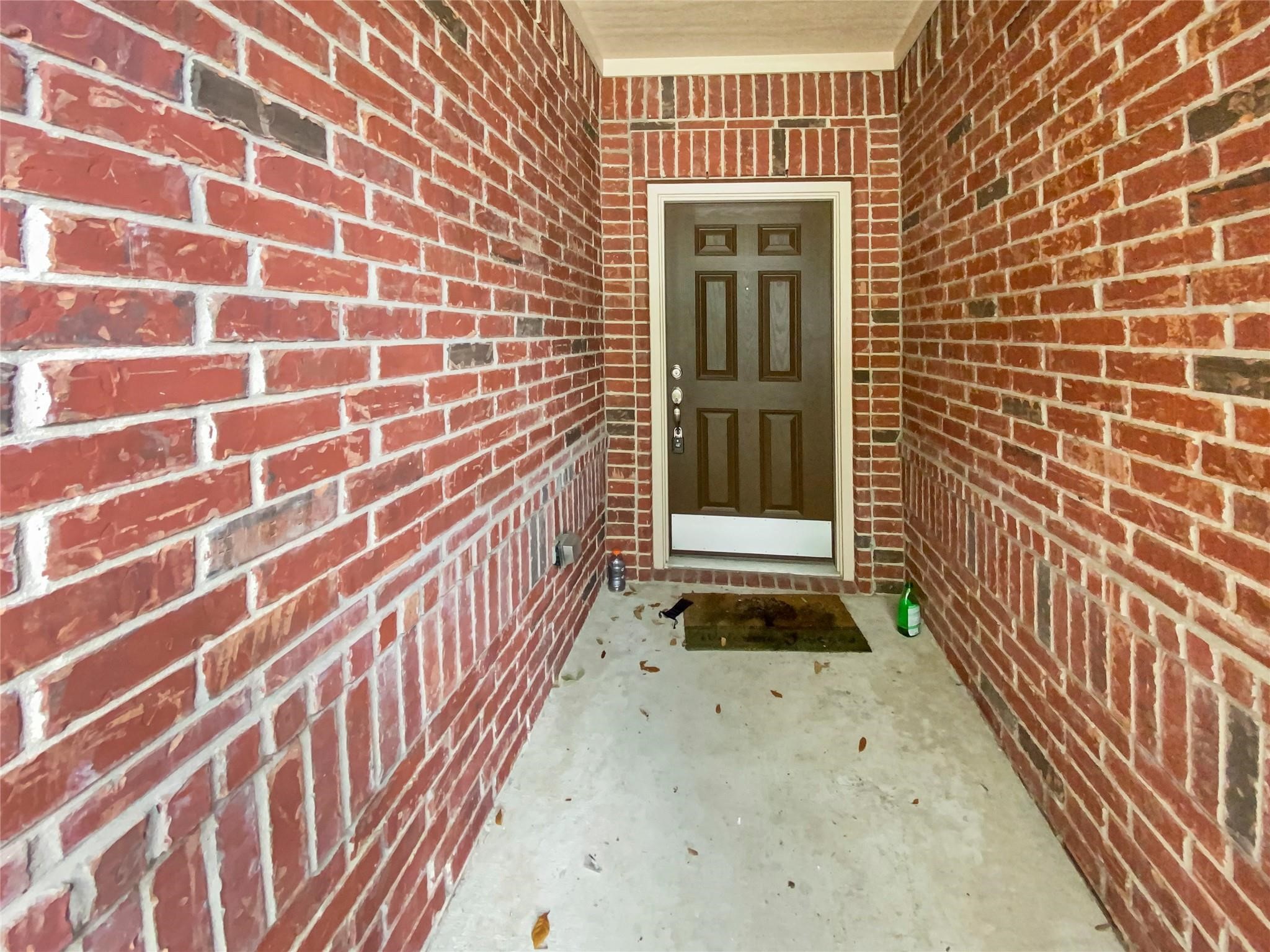 5614 Straight Way Houston, TX 77339 - Photo 4 of 26