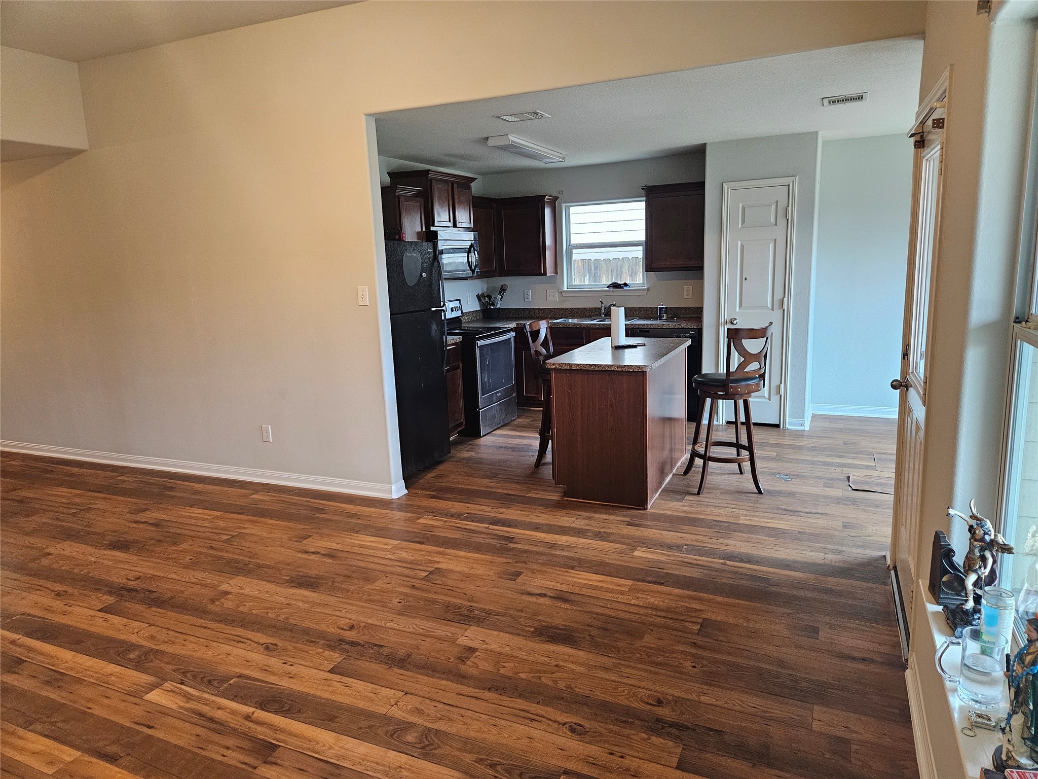 5614 Straight Way Houston, TX 77339 - Photo 8 of 26