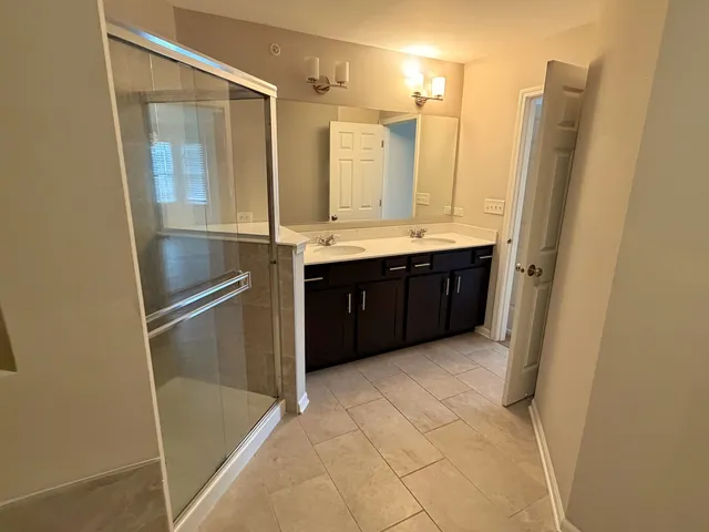 $3,100 | 4424 Monroe Court, Unit 4424, Naperville, IL 60564