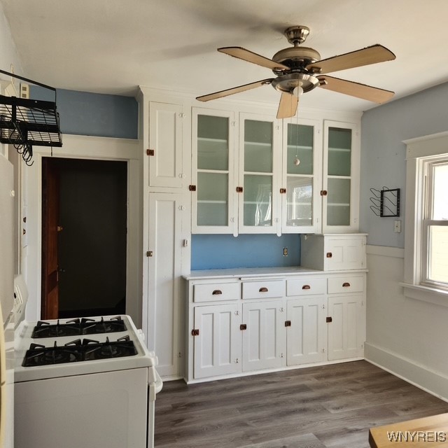 190 Commonwealth Avenue Buffalo, NY 14216 - Photo 15 of 31 2nd Floor kitchen