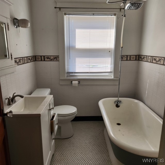 190 Commonwealth Avenue Buffalo, NY 14216 - Photo 22 of 31 2nd floor full bath