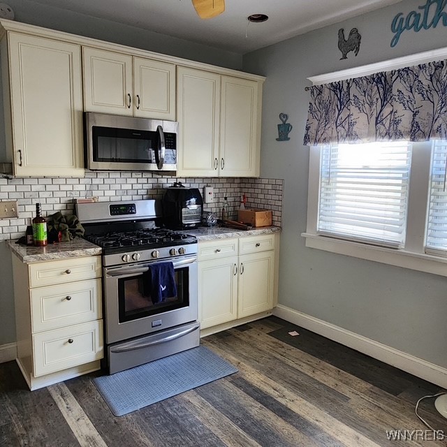 190 Commonwealth Avenue Buffalo, NY 14216 - Photo 3 of 31 1st Floor Kitchen