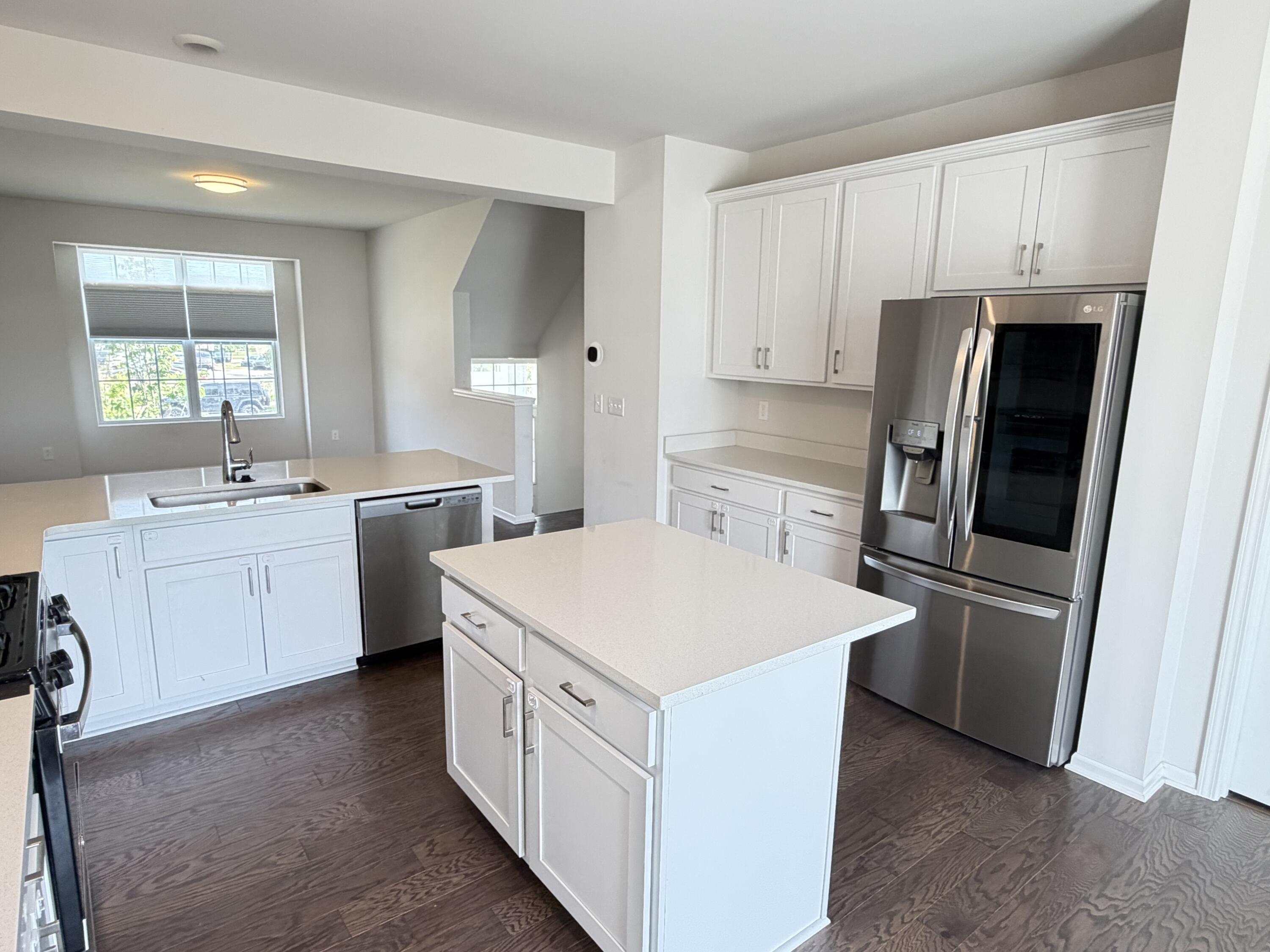 49623 Cherry Hill Road Canton, MI 48188 - Photo 5 of 16 IMG_3629