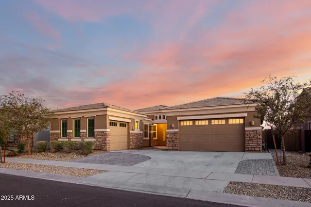 $684,000 | 16987 West Saguaro Park Lane, Surprise, AZ 85387
