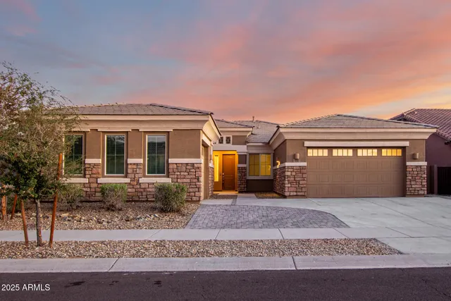 $684,000 | 16987 West Saguaro Park Lane, Surprise, AZ 85387