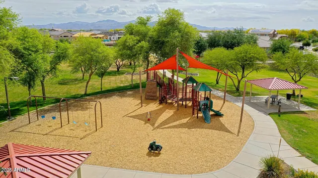 $684,000 | 16987 West Saguaro Park Lane, Surprise, AZ 85387