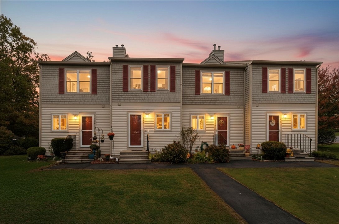 152 Fairway Drive Coventry, RI 02816 - Photo 2 of 39