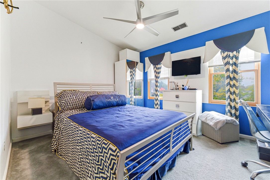 152 Fairway Drive Coventry, RI 02816 - Photo 29 of 39