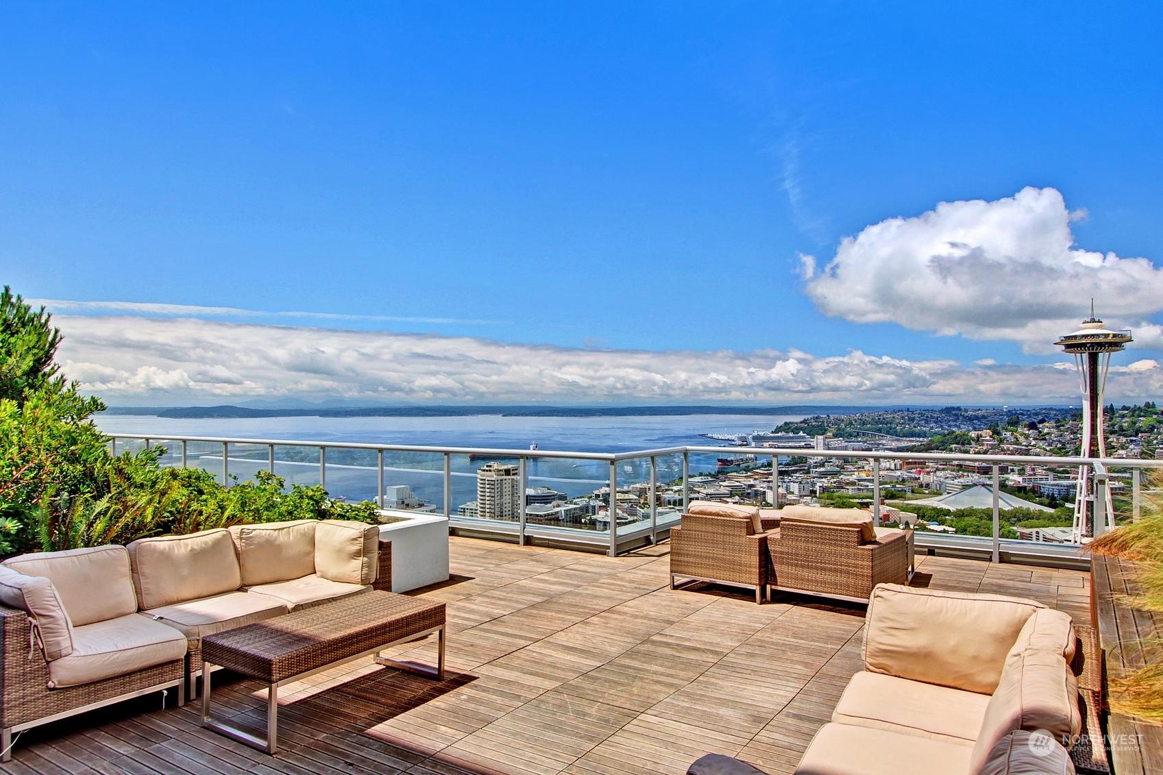 583 Battery Street, Unit 2708N Seattle, WA 98121 - Photo 30 of 30 a terrace view with seating space