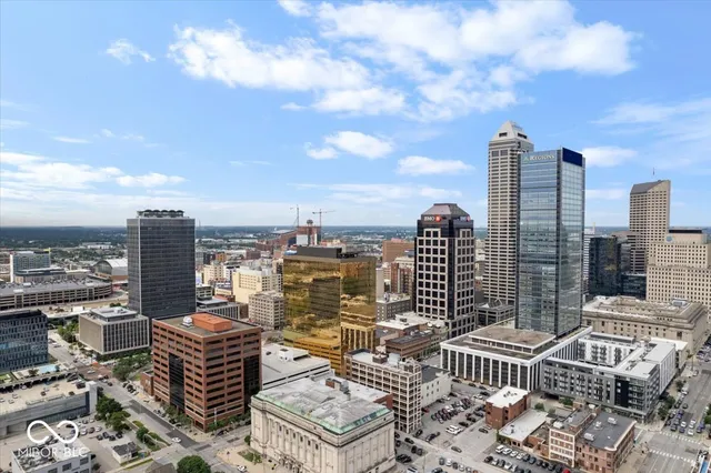 $3,800 | 333 Massachusetts Avenue, Unit 507, Indianapolis, IN 46204