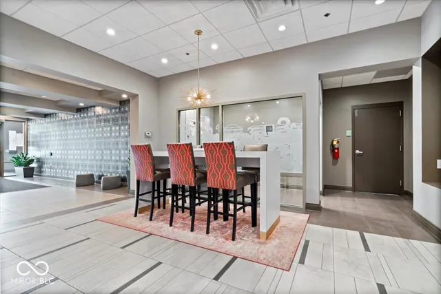 $3,800 | 333 Massachusetts Avenue, Unit 507, Indianapolis, IN 46204