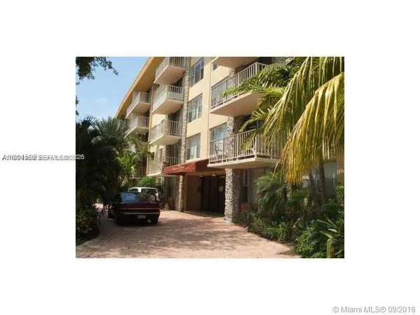 $1,750 | 1805 Sans Souci Boulevard, Unit 413, North Miami, FL 33181