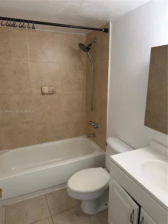 $1,750 | 1805 Sans Souci Boulevard, Unit 413, North Miami, FL 33181