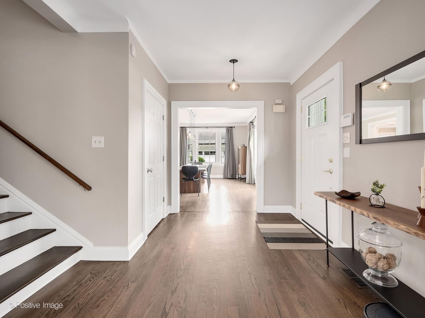 260 Stonegate Road Clarendon Hills, IL 60514 - Photo 5 of 62