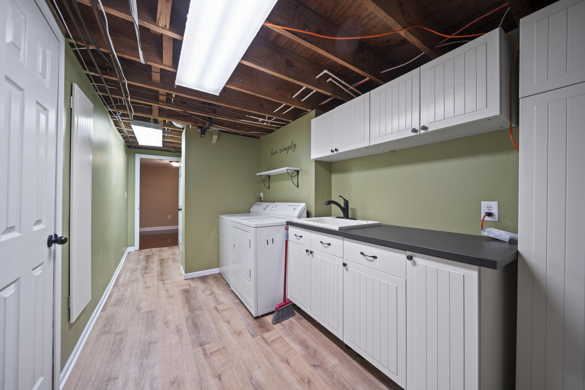184 East Schrock Road Westerville, OH 43081 - Photo 40 of 61 Laundry Room