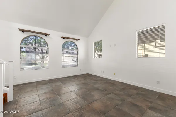 $389,999 | 1817 East Donner Drive, Phoenix, AZ 85042