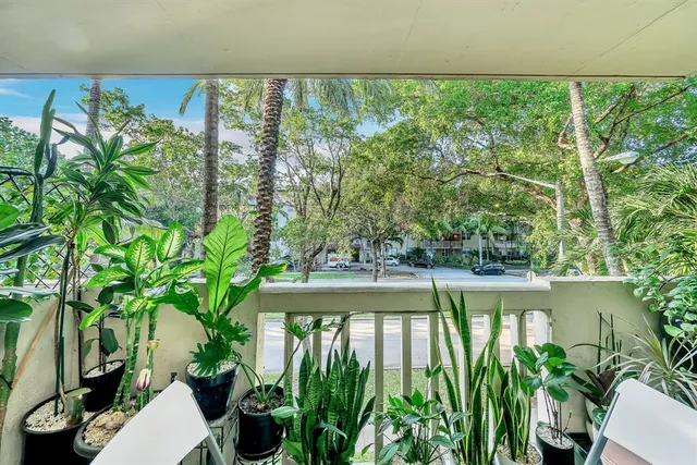 a view of yard from balcony