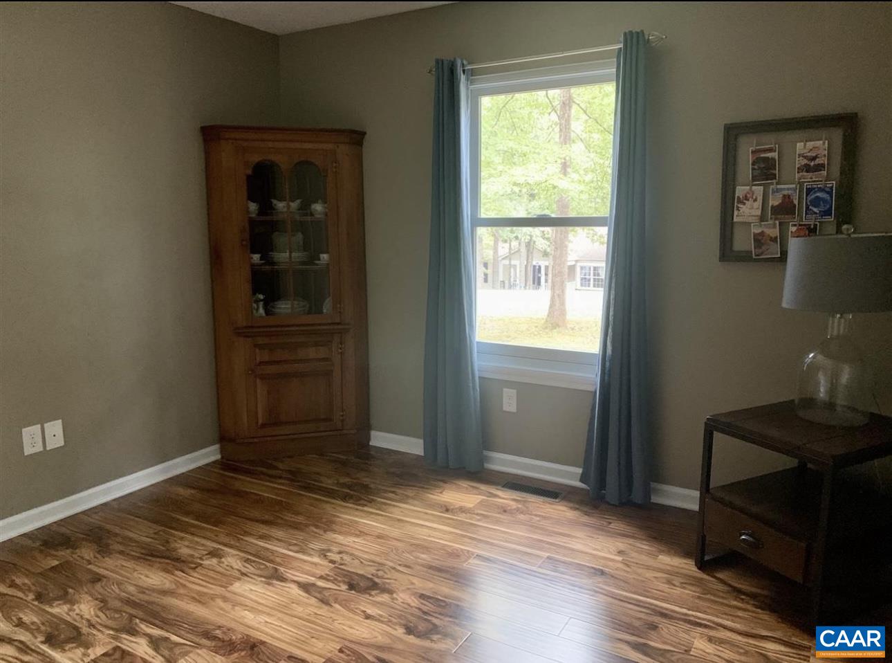 2 Sherwood Drive Palmyra, VA 22963 - Photo 7 of 9 a view of an empty room and window