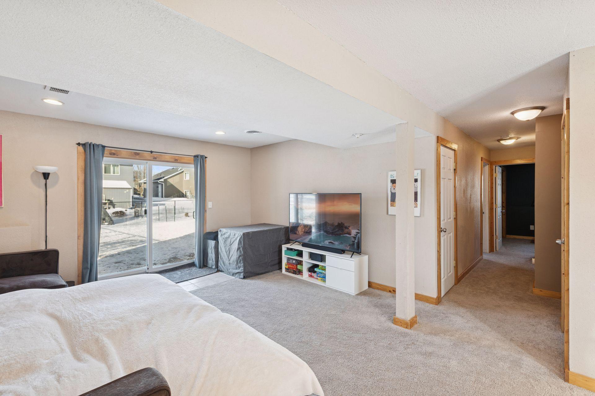 1295 Waters Way Watertown, MN 55388 - Photo 23 of 40