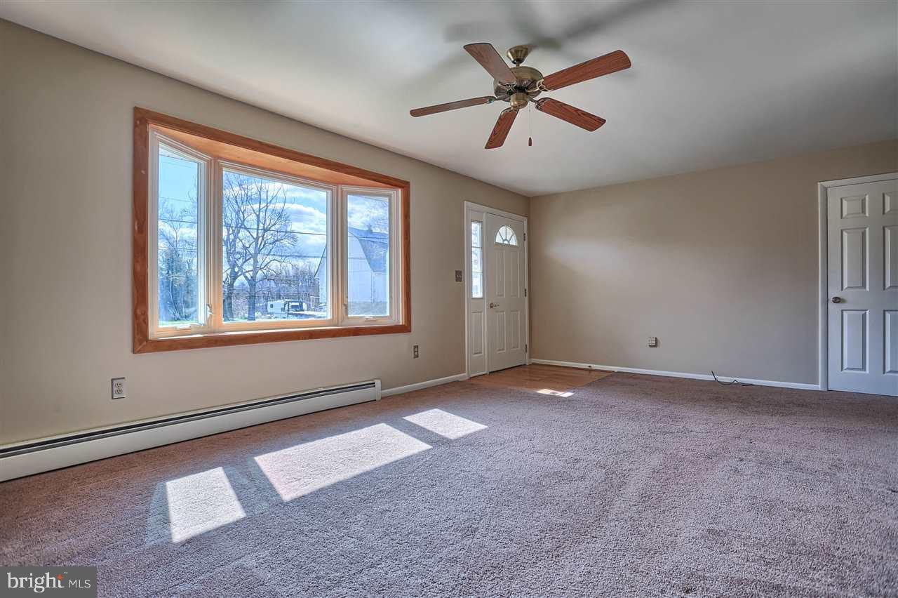 5091 East Prospect Road York, PA 17406 - Photo 4 of 24 Gallery Image 4