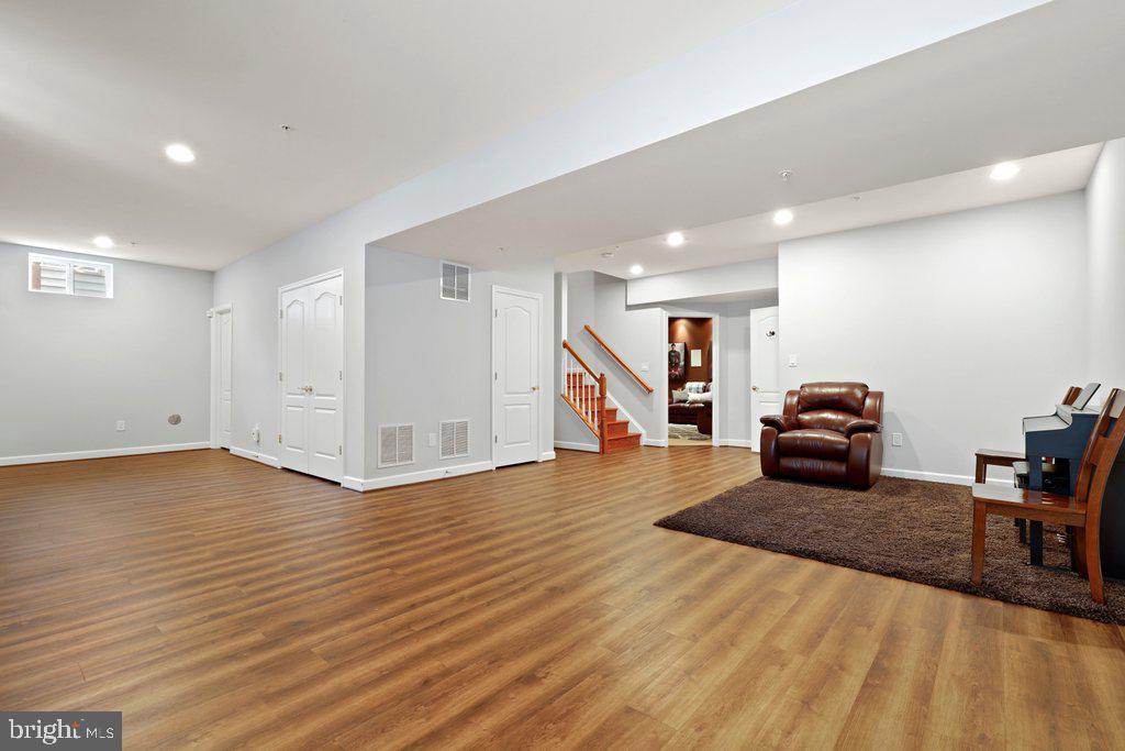 23111 Frederick Road Clarksburg, MD 20871 - Photo 46 of 65 Gallery Image 46