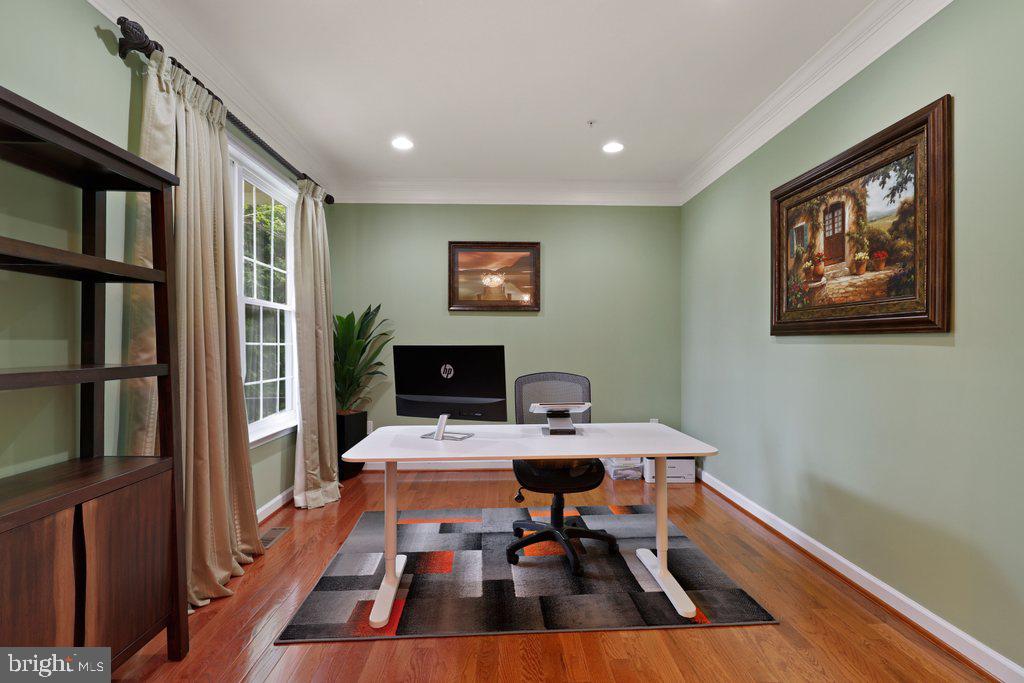 23111 Frederick Road Clarksburg, MD 20871 - Photo 10 of 65 Gallery Image 10