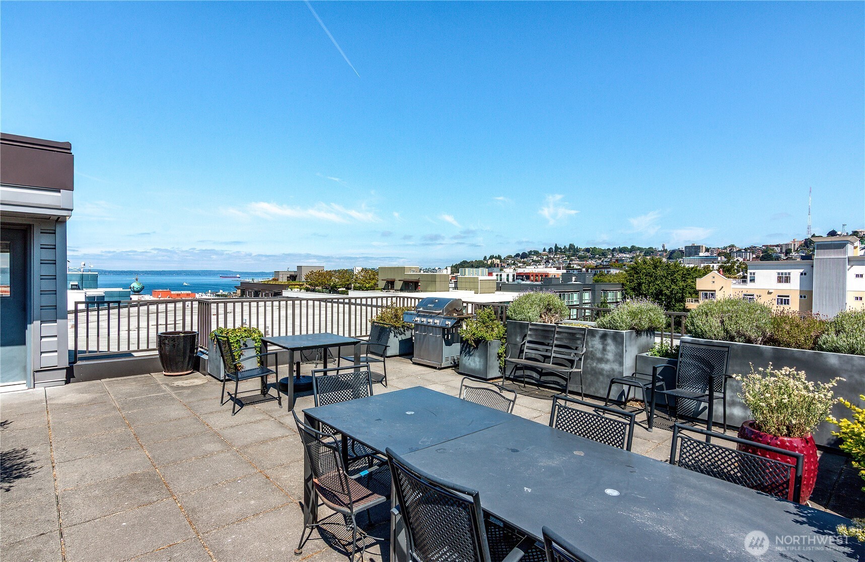 159 Denny Way, Unit 214 Seattle, WA 98109 - Photo 4 of 16