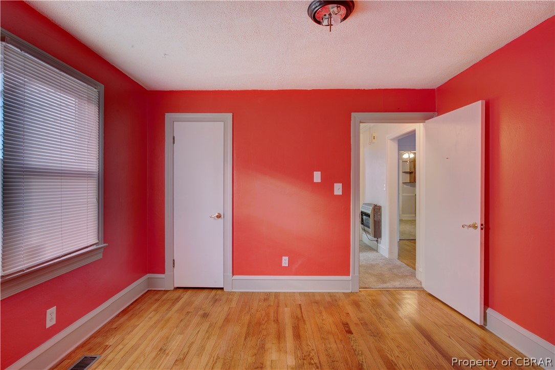 48 Chambers Street Mathews, VA 23109 - Photo 7 of 11