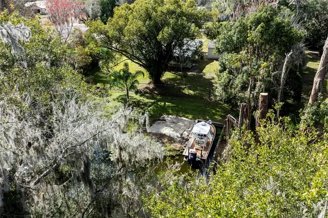 $285,000 | 11807 Ocklawaha Drive, Leesburg, FL 34788