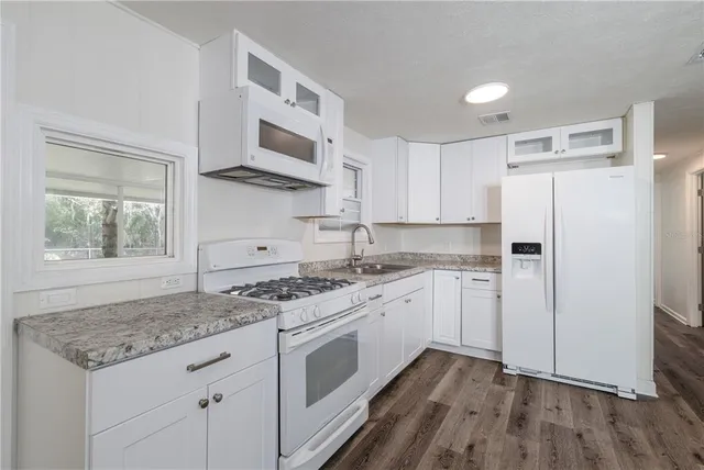 $285,000 | 11807 Ocklawaha Drive, Leesburg, FL 34788