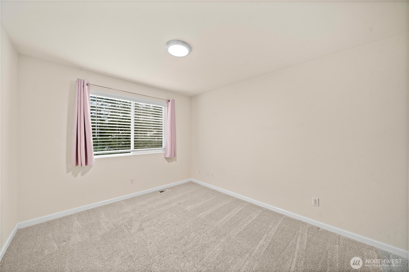 22754 Southeast 242nd Street Maple Valley, WA 98038 - Photo 21 of 31