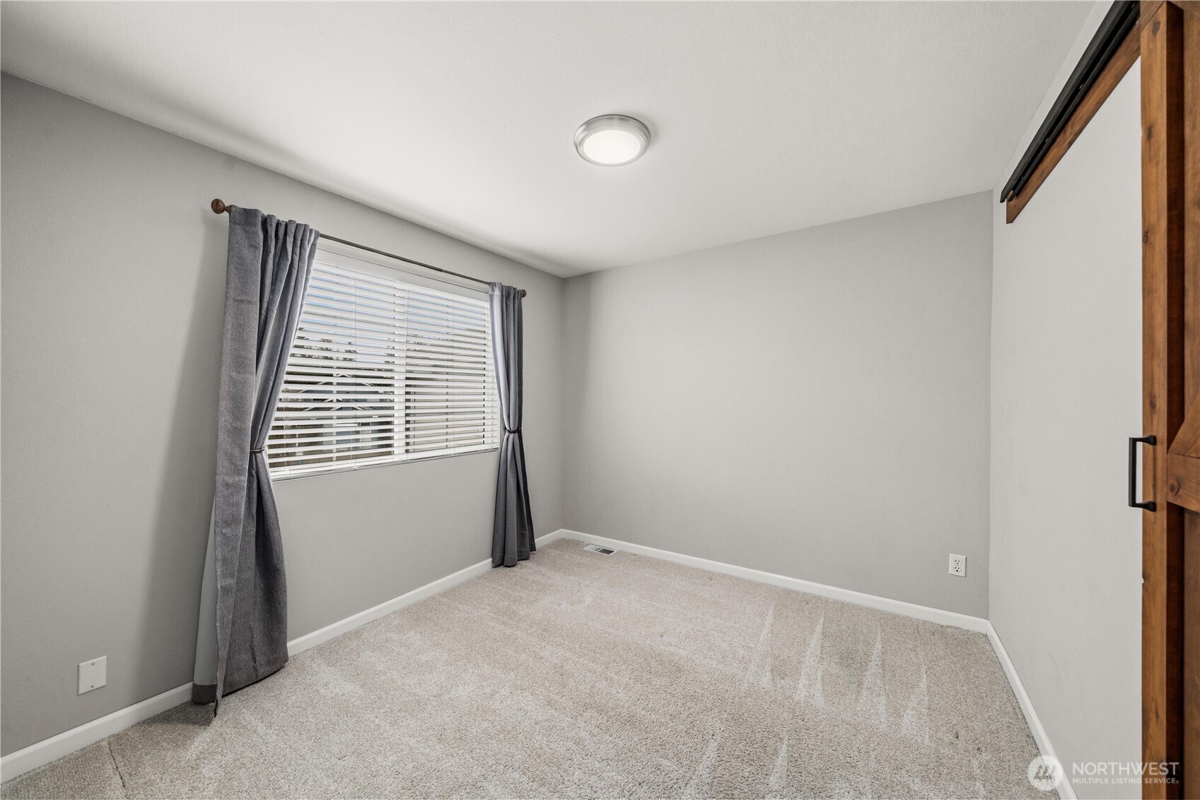 22754 Southeast 242nd Street Maple Valley, WA 98038 - Photo 22 of 31