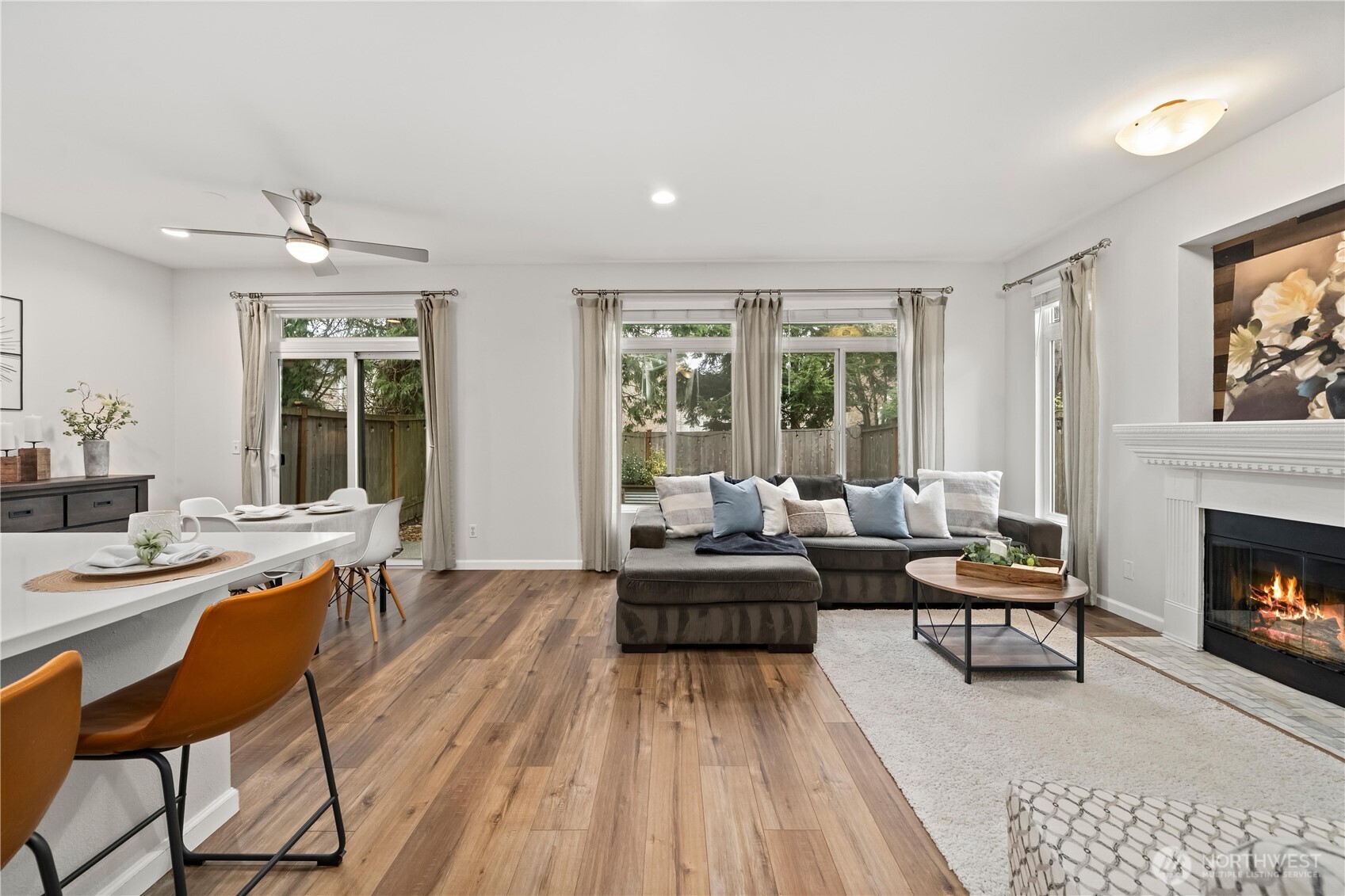 22754 Southeast 242nd Street Maple Valley, WA 98038 - Photo 4 of 31