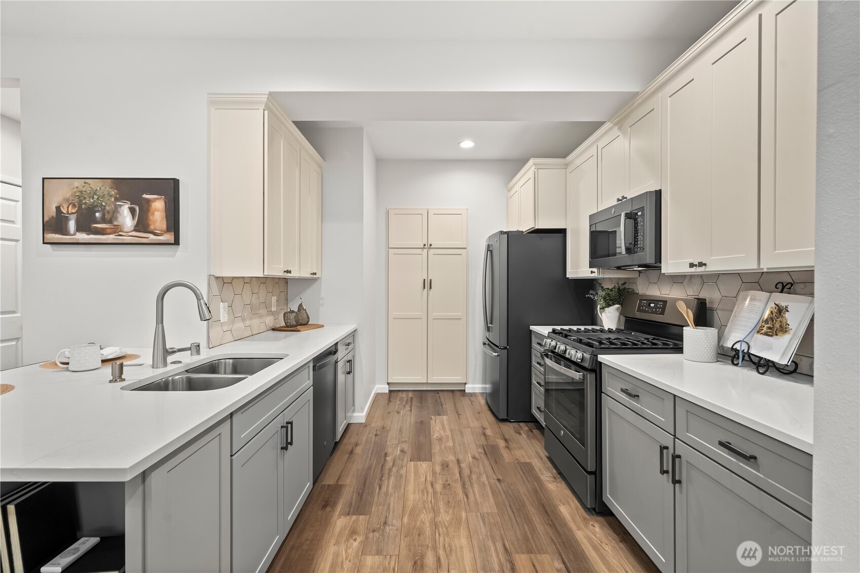 22754 Southeast 242nd Street Maple Valley, WA 98038 - Photo 8 of 31