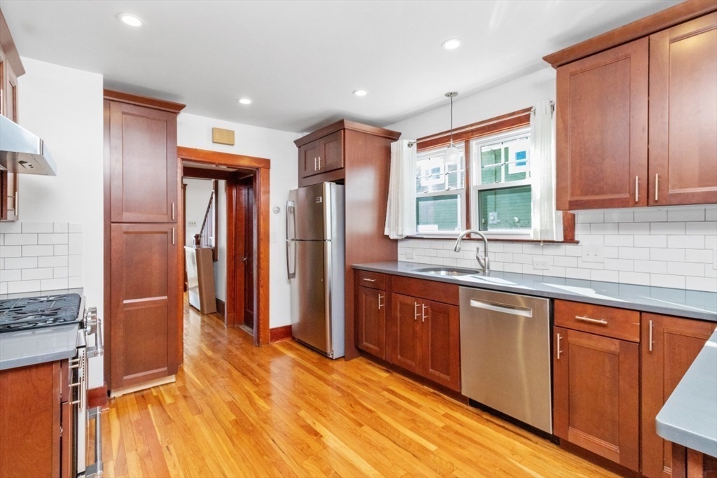 58 Alpine Street Arlington, MA 02474 - Photo 5 of 35