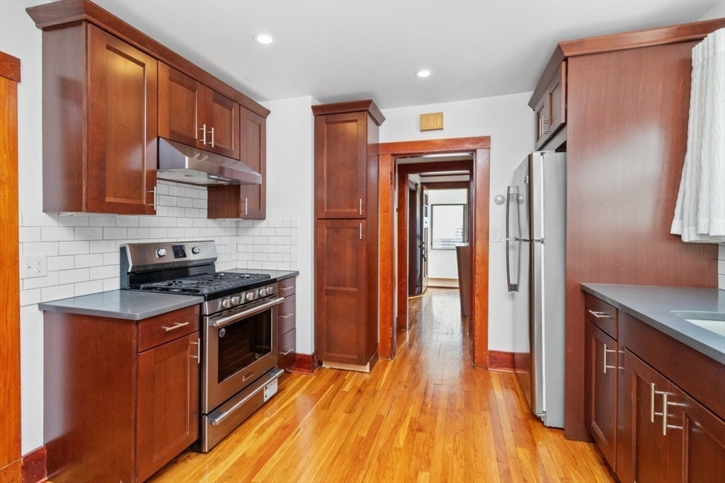 58 Alpine Street Arlington, MA 02474 - Photo 6 of 35