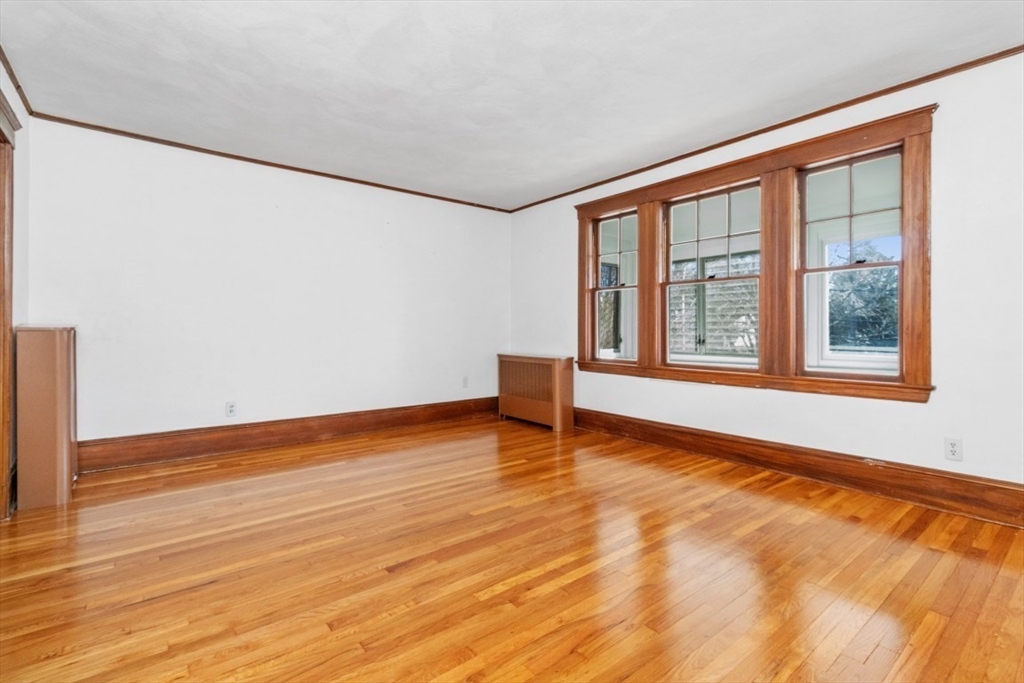 58 Alpine Street Arlington, MA 02474 - Photo 10 of 35