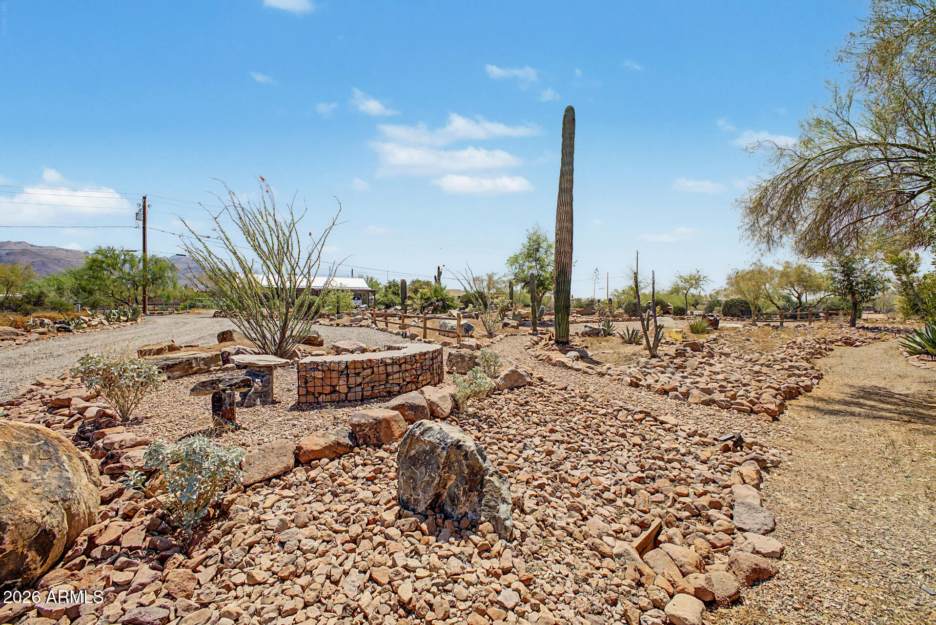 1502 South Prospectors Road Apache Junction, AZ 85119 - Photo 6 of 93 04 - Prospector