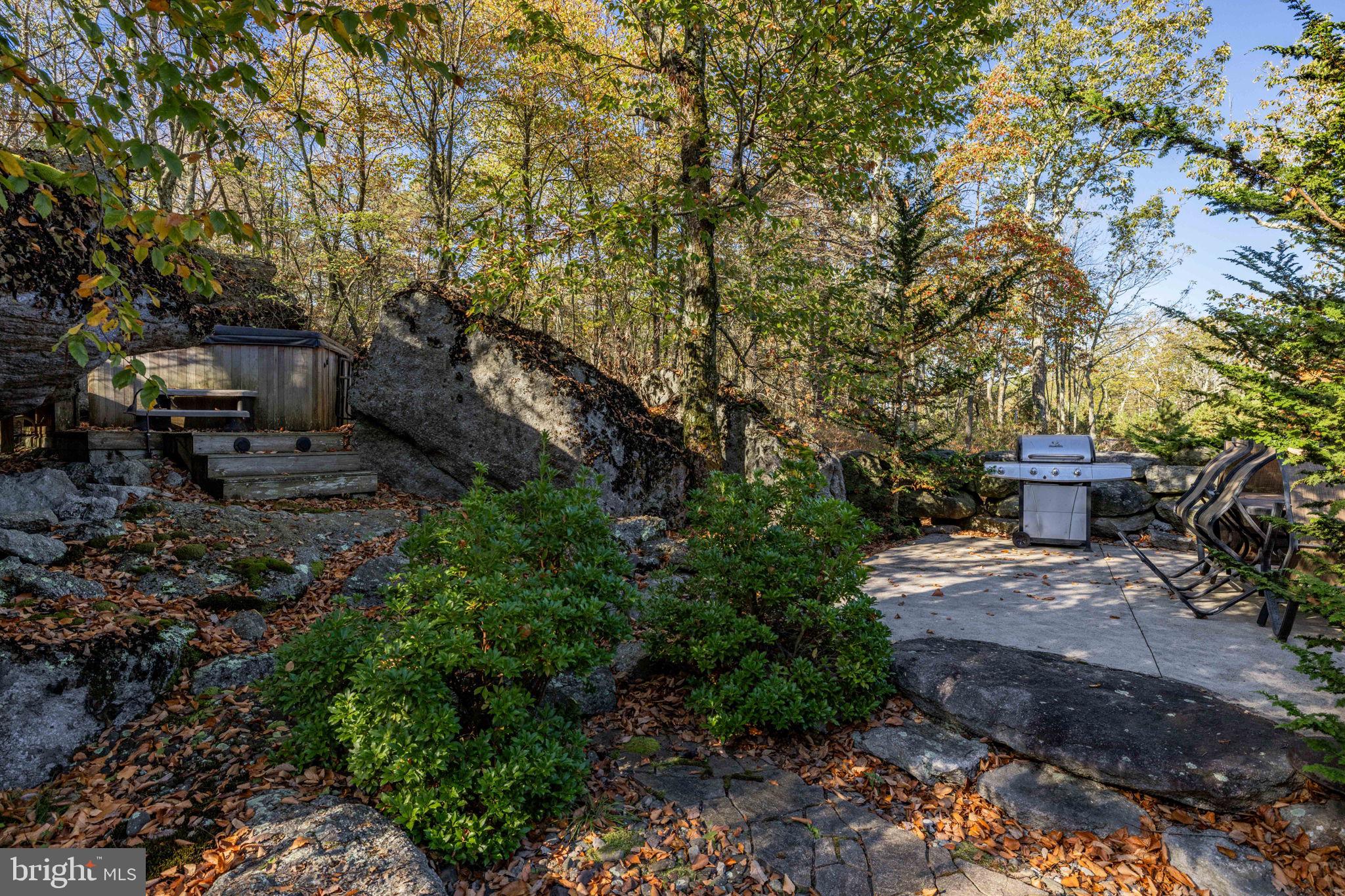 29 Blackhawk Boulevard Hazleton, PA 18202 - Photo 17 of 109