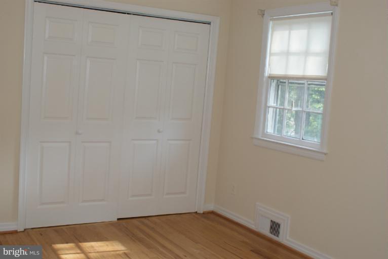 Bedroom (Master)