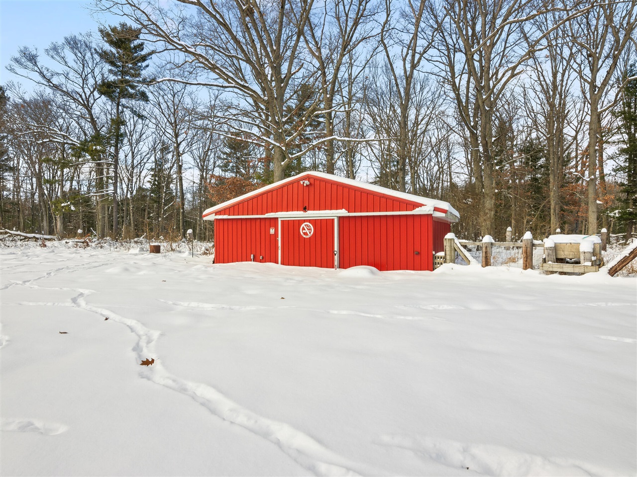 3175 Strand Road Muskegon, MI 49445 - Photo 11 of 59