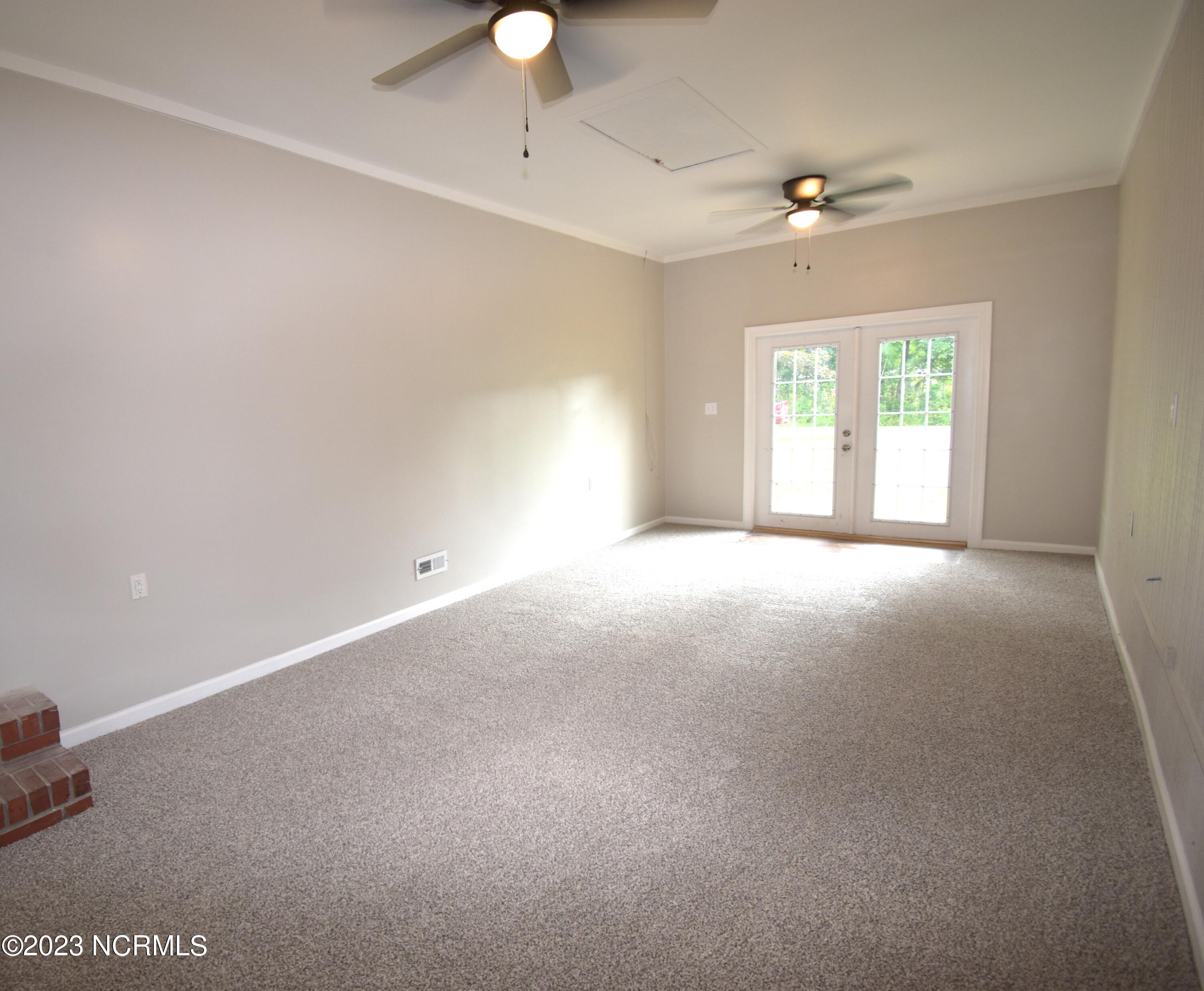 2107 Ramsey Loop Road Jacksonville, NC 28546 - Photo 9 of 20 DSC_0372 - Copy