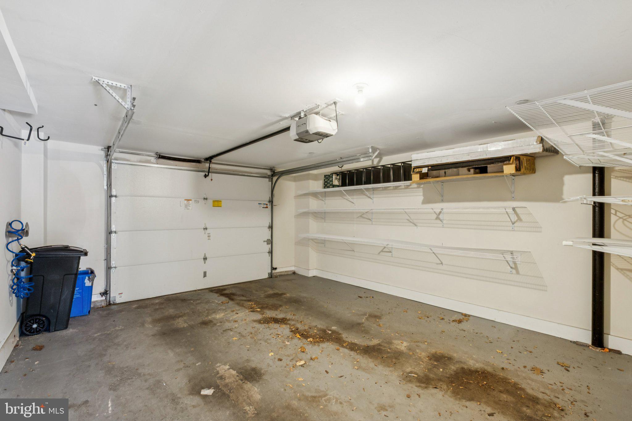 1189 South 21st Street Philadelphia, PA 19146 - Photo 27 of 30 a view of a garage