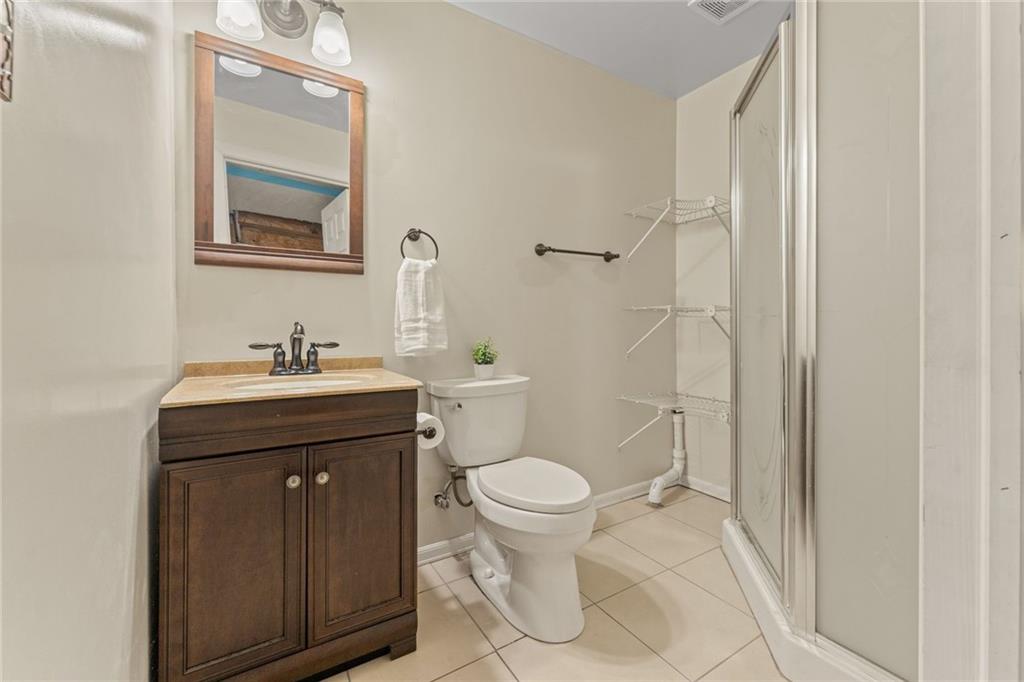 180 Lori Road Gibsonia, PA 15044 - Photo 30 of 41 Basement full bath