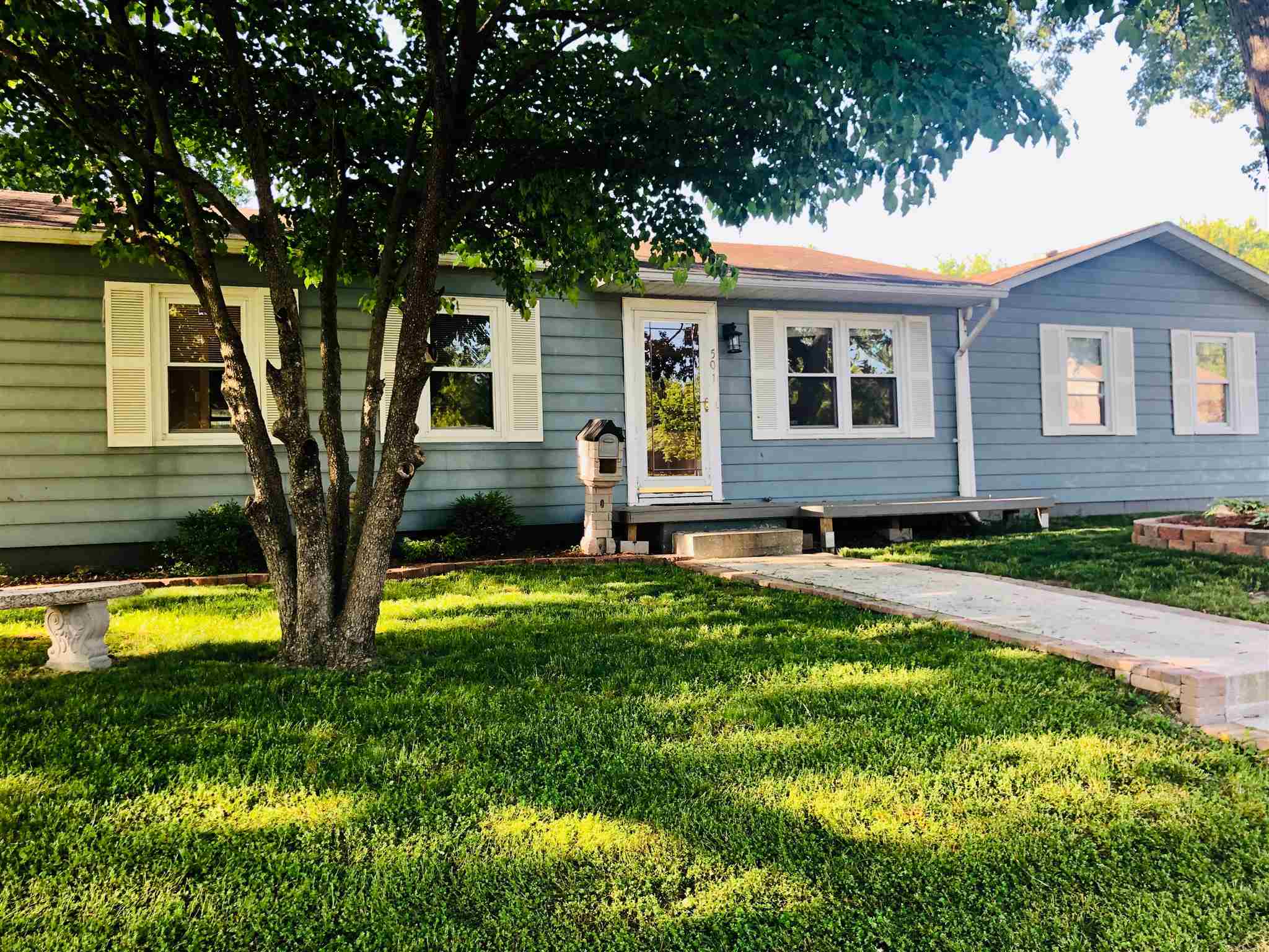 501 Lexington Road Evansville, IN 47710 - Photo 1 of 4 Gallery Image 1
